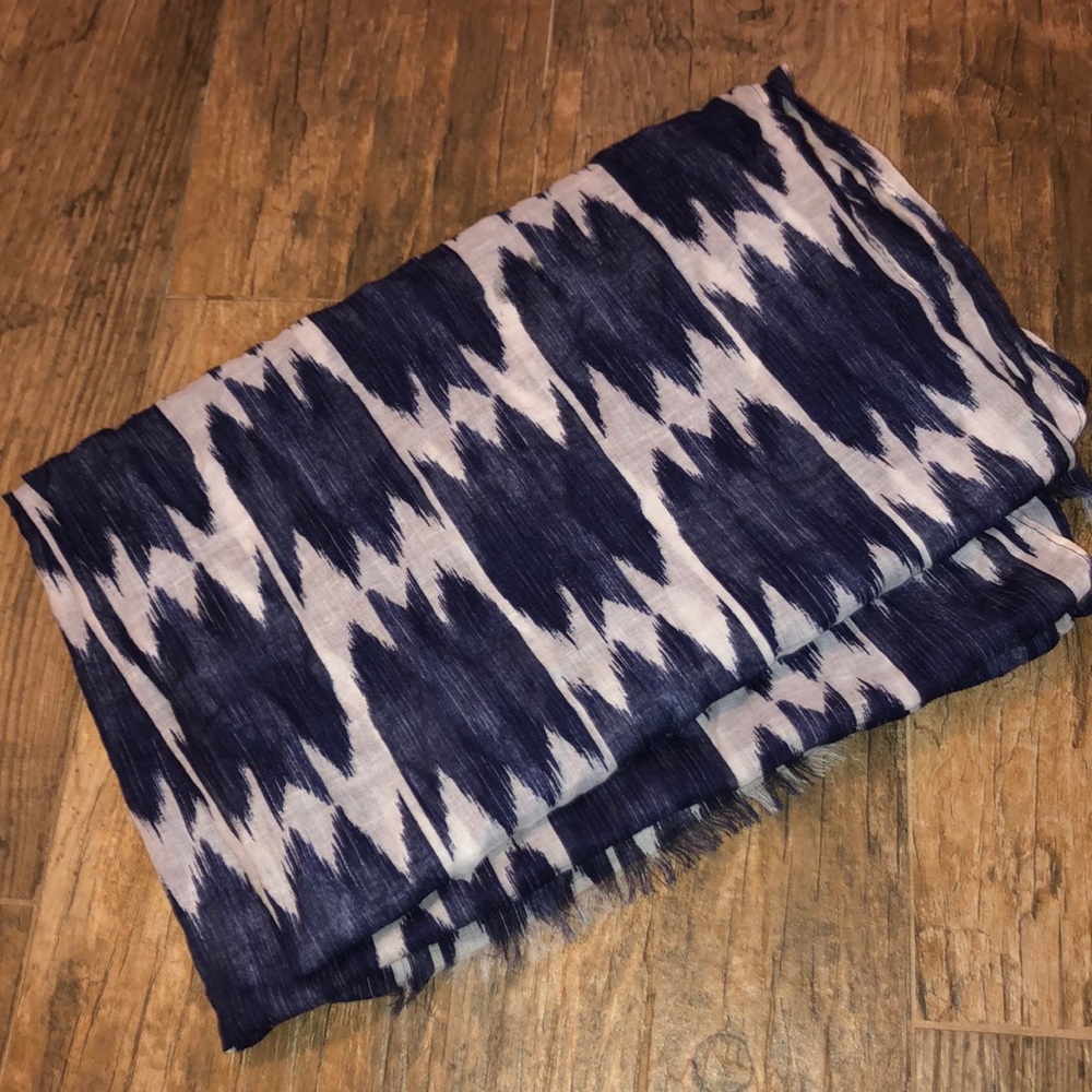 Blue and white scarf